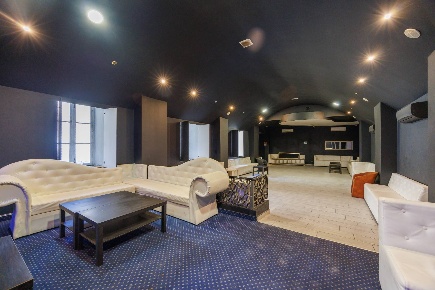 Foto Locale commerciale in Via Goito, Torino San Salvario - Baretti