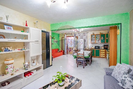 Foto Appartamento in Via Santa Maria del Sangue, Aci Catena Centro