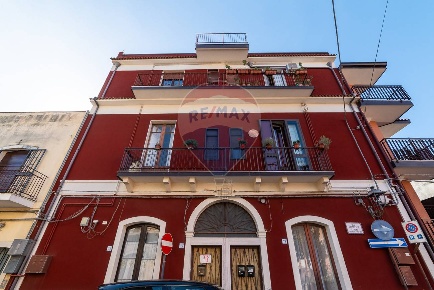 Foto Appartamento in Via Francesco Strano, Aci Catena Centro di 129 m²