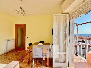 Foto Appartamento in via San Domenico, Pietra Ligure Centro di 50 m²