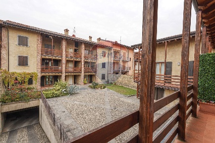 Foto Appartamento in via don egidio gambirasi, Suisio di 90 m² con 3 locali