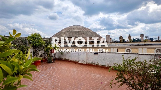 Foto Attico in Via Di Sant'eustachio, Roma Pantheon di 180 m² con 4 locali