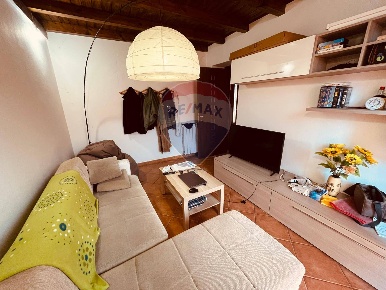 Foto Appartamento in Via Cadorna, Germignaga di 105 m² con 3 locali