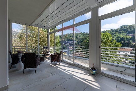 Foto Villa a schiera in Via Bellinzona, Como Como Sole di 280 m² in vendita