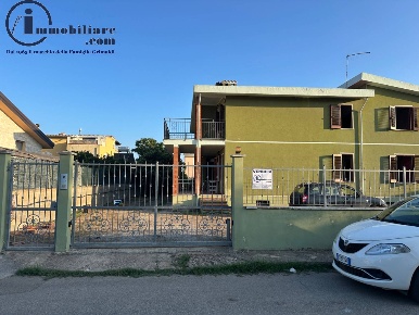 Foto Appartamento in Via Turati, Tortolì Centro di 181 m² con 5 locali