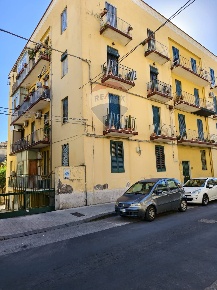 Foto Appartamento in via del popolo 44, Acireale Centro Storico di 120 m²