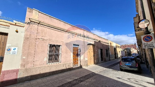 Foto Casa indipendente in via XX Settembre, Quartu Sant'Elena Quartu