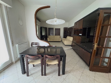 Foto Appartamento in via boccaccio, Montevarchi di 95 m² con 5 locali