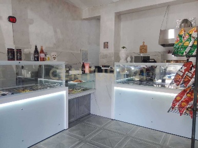 Foto Attività commerciale in Piazza Risorgimento, Catania in vendita