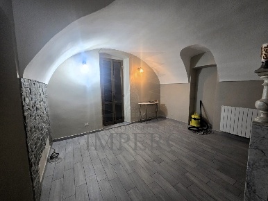 Foto Appartamento in Via Case Palanchi 9, Ventimiglia di 85 m² con 5 locali