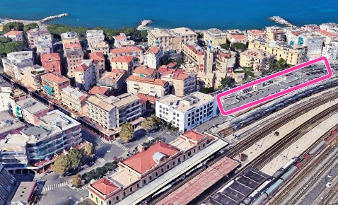 Foto Posti auto in Piazza della Stazione 6E, Sestri Levante Centro di 19 m²
