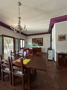 Foto Villa singola in VIA ORTONA, Ravenna Classe di 350 m² con 9 locali