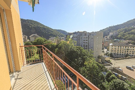Foto Appartamento in Via delle Acacie 10, Genova Molassana di 112 m²