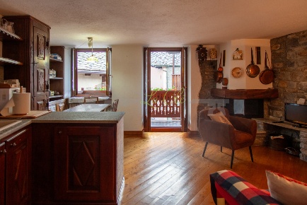 Foto Appartamento a Courmayeur Verrand di 80 m² con 4 locali in affitto