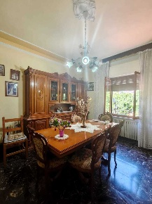 Foto Case semi ndipendenti a Fivizzano di 135 m² con 6 locali in vendita