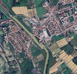 Foto Appartamento in Via Ponte a Elsa Brusciana, Empoli di 56 m² in vendita