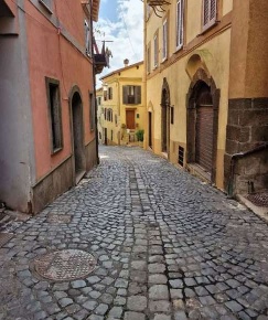 Foto Appartamento in Via Umberto Pavoni, Rocca Priora Centro di 51 m²