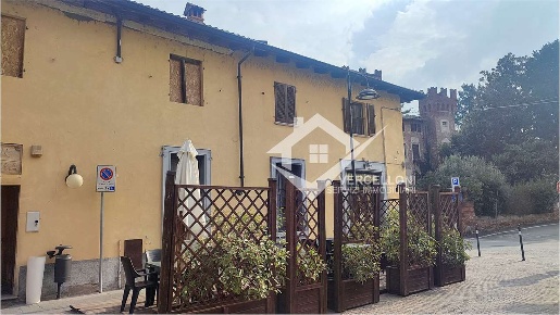 Foto Appartamento in Piazza Genestrone 8, Nibbiola di 105 m² con 3 locali