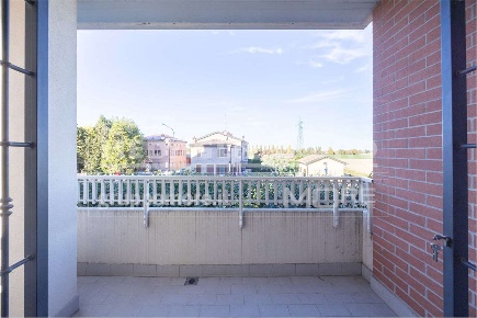 Foto Appartamento a Modena di 101 m² con 4 locali in vendita