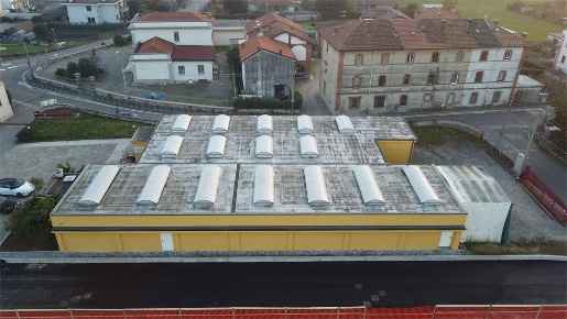 Foto Capannone industriale in Via del seprio, Lomazzo Centro di 1250 m²