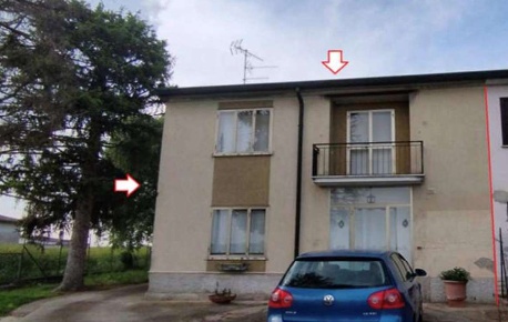 Foto Case indipendenti in Via Spin, Nogara di 214 m² con 8 locali all'asta