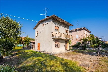 Foto Casa indipendente in via cento 127/A, San Giovanni in Persiceto Decima