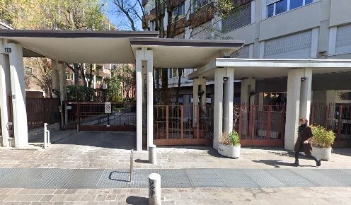 Foto Garage in Via Conca del Naviglio  37, Milano Ticinese di 13 m²