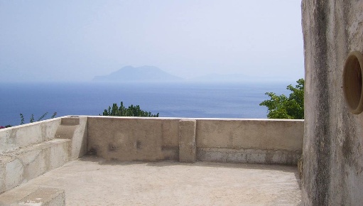 Foto Appartamento in Strada Comunale Liscio, Lipari di 240 m² con 13 locali