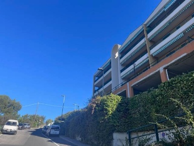 Foto Appartamento a Vallecrosia Centro di 70 m² con 3 locali in vendita