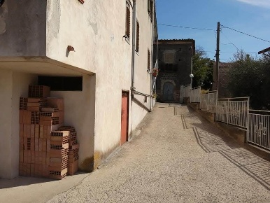 Foto Appartamento a Ceppaloni Beltiglio San Giovanni di 95 m² con 4 locali