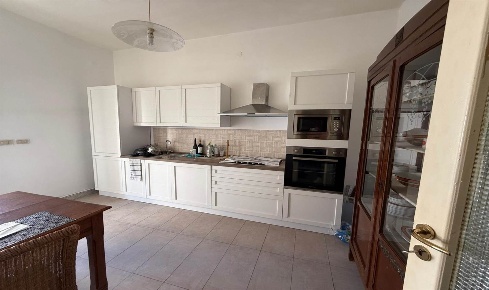 Foto Appartamento a Cosenza Centro di 170 m² con 7 locali in vendita