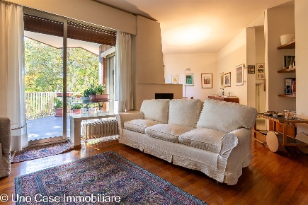 Foto Appartamento in Via Pinchia 5, Ivrea di 210 m² con 7 locali in vendita