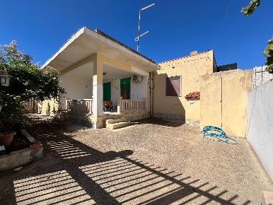 Foto Villa unifamiliare in Viale Windsurf, Pachino Granelli di 120 m²