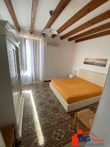 Foto Casa indipendente a Castellammare del Golfo di 200 m² con 7 locali