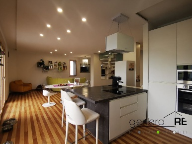 Foto Appartamento a Pescara Santa Filomena di 150 m² con 5 locali