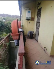 Foto Appartamento in Piazzale G. Puccini, Vallerano di 113 m² con 6 locali