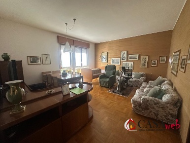Foto Appartamento in VIA ISONZO, Concorezzo Centro di 110 m² con 3 locali