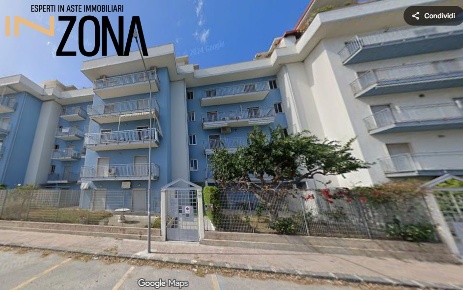 Foto Appartamento in Viale Europa, Gioiosa Ionica di 94 m² con 3 locali