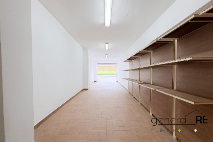 Foto Box a Pescara Porta Nuova di 48 m² in vendita