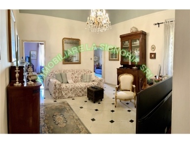 Foto Appartamento in PIAZZA DELL'UNITÀ, Firenze Santa Maria Novella