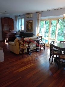 Foto Casa indipendente a Pisa Le Piagge di 150 m² con 7 locali in vendita