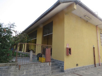 Foto Magazzino a Gorgonzola di 1152 m² con 1 locali in vendita