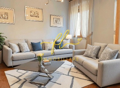 Foto Appartamento a Volterra Centro di 120 m² con 5 locali in vendita