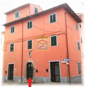 Foto Appartamento a Calcinaia Centro di 80 m² con 3 locali in vendita