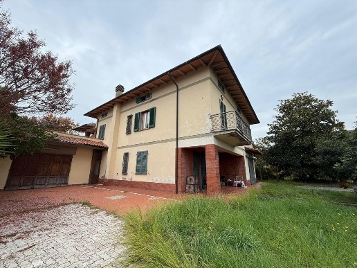casa indipendente in vendita a Fucecchio in zona Massarella