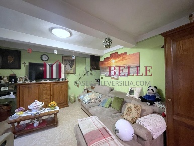 Foto Casa indipendente a Camaiore Camaiore Paese di 70 m² con 5 locali