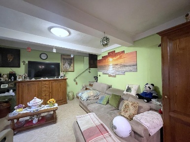 Foto Casa indipendente a Camaiore Camaiore Paese di 70 m² con 5 locali