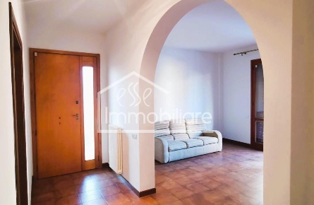 Foto Appartamento a Empoli San Rocco - Lungarno di 140 m² con 6 locali
