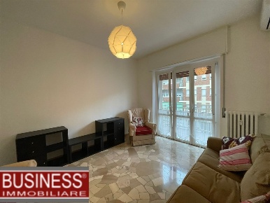 Foto Appartamento in Viale Stelvio, Milano Zara di 65 m² con 2 locali