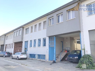 Foto Capannone industriale in via induno, Cinisello Balsamo di 700 m²